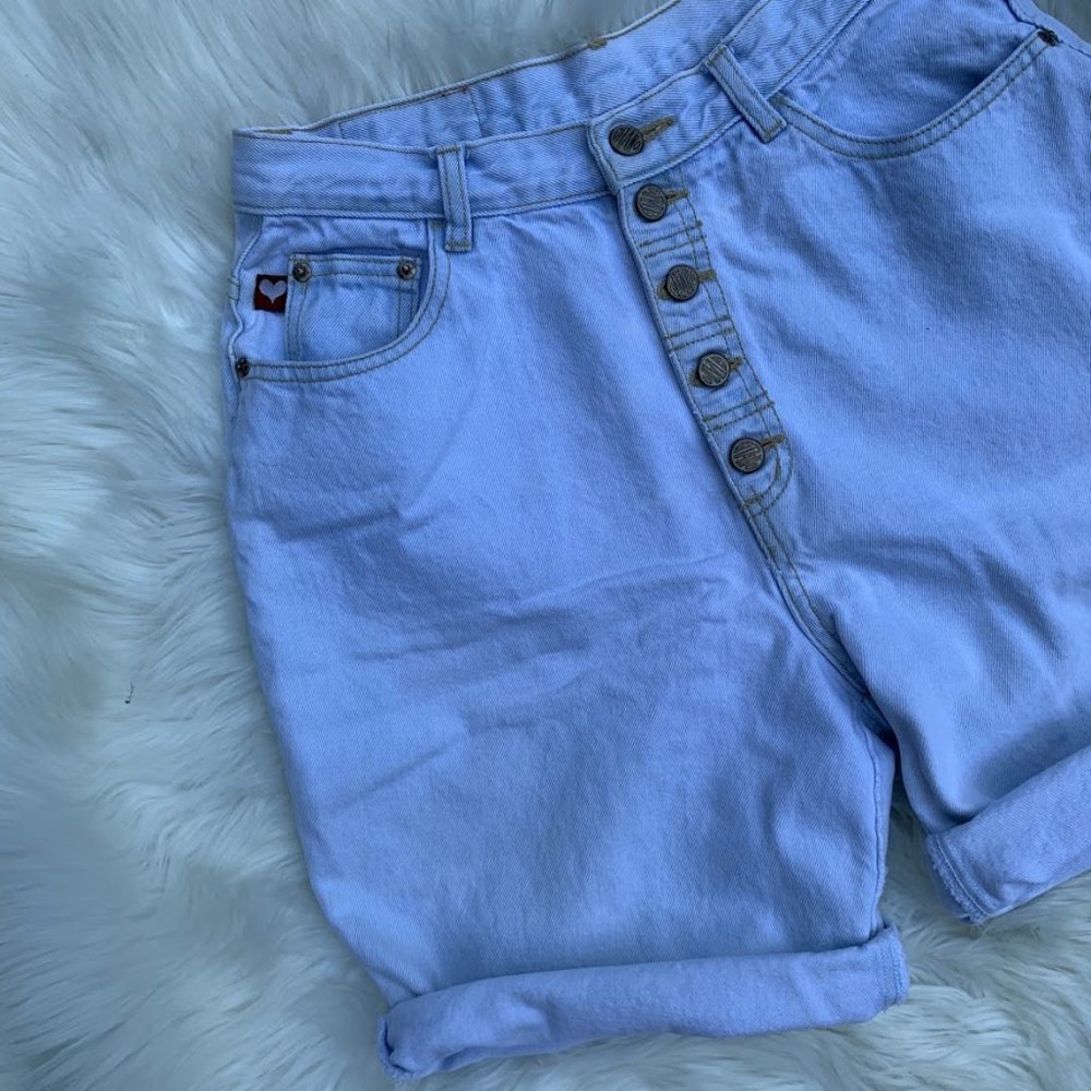 🌑 S O L D 🌑 80's Light High Rise Button Fly Shorts